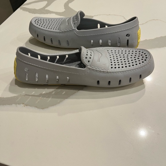 Mens Floafers - Picture 2 of 8